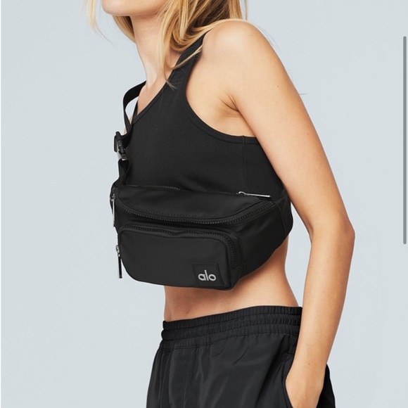 Alo Fanny Pack - Picture 2 of 13